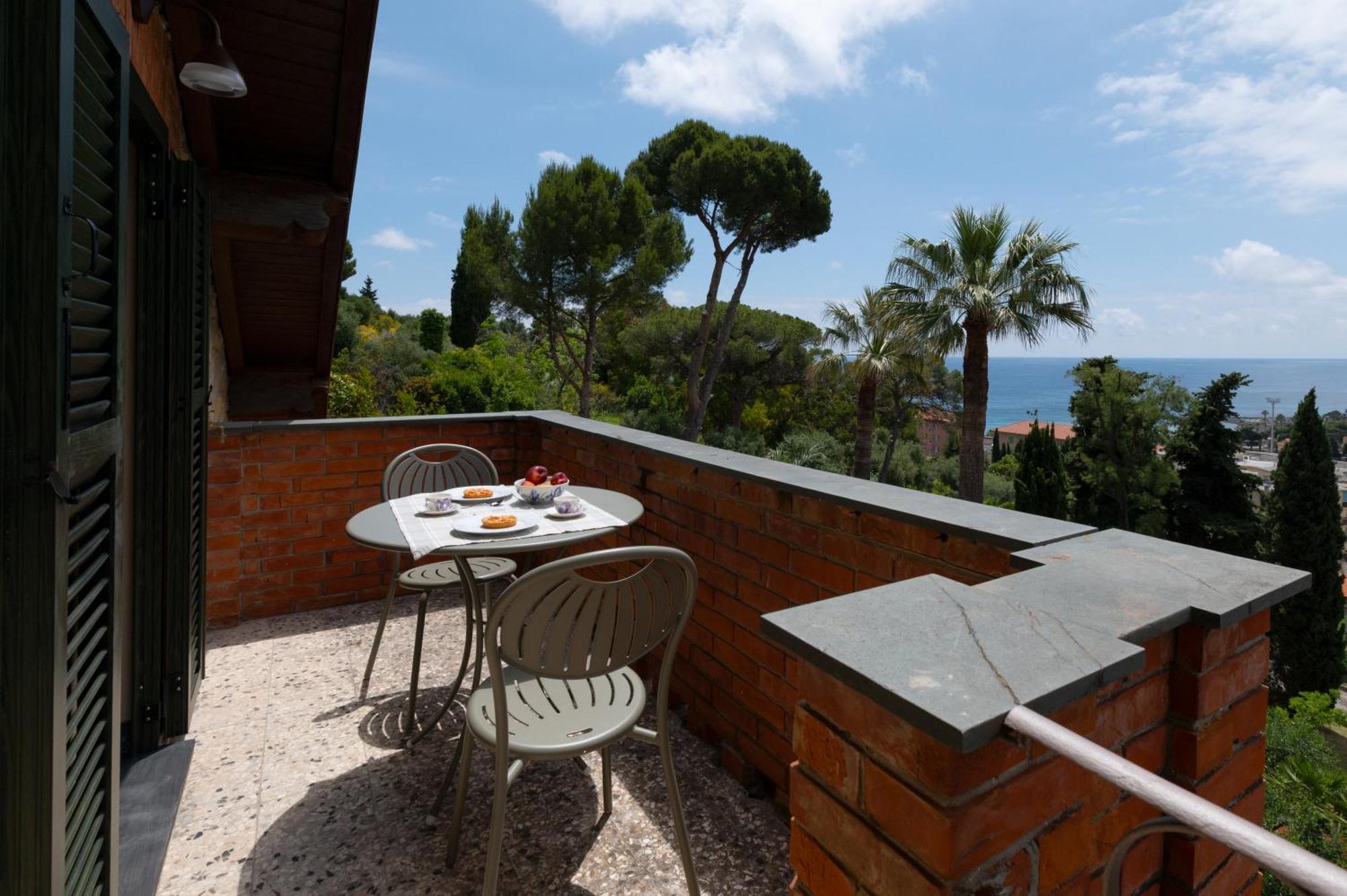 Villa Rappis Imperia Exterior foto